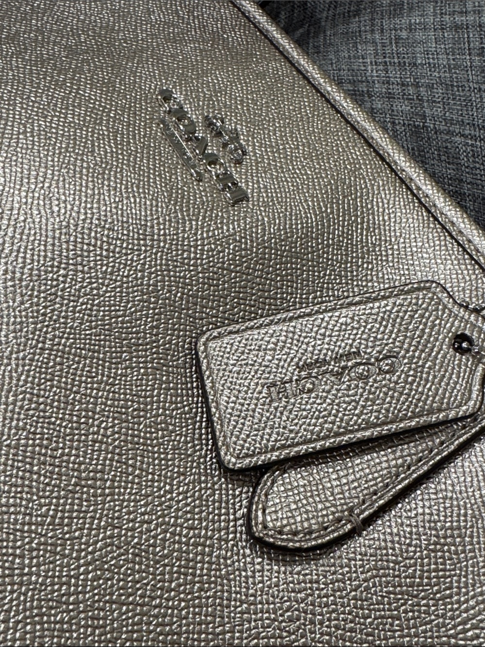 Coach Bag Metallic Champagne Gold Zip Top Tote - Picture 15 of 17